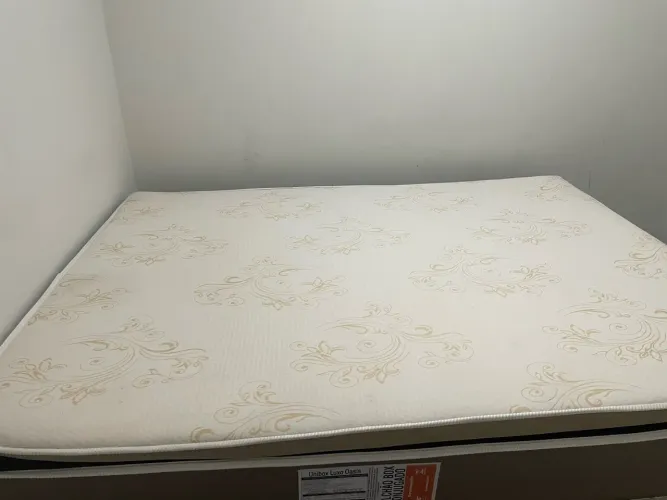 Está a venda está cama