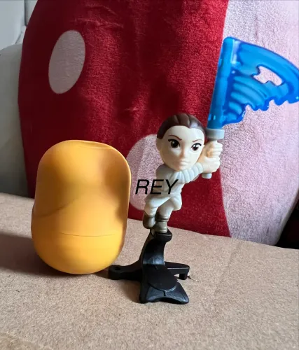 Kinder ovo Star Wars Rey