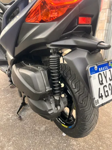Moto bem conservada e com um km baixo, venha conferir !