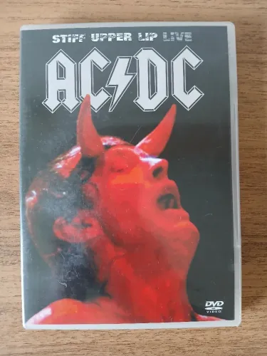 DCD ACDC - Stiff Upper Lip Live