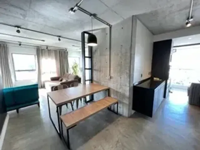 Apartamento - MOBILIADO - 70 metros quadrados com 1 quarto e 2 banheiros (1 suite)