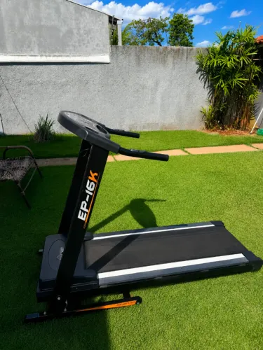 Esteira Eletronica EP16K 3.0hp Preta Bivolt
