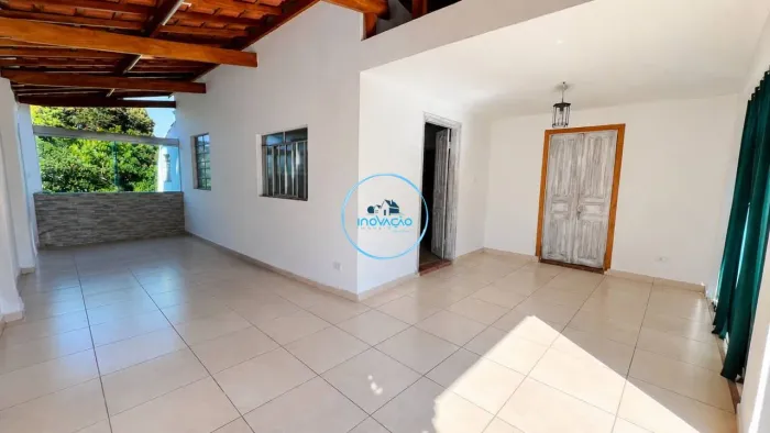 (LOC-685) Casa com 4 dormitórios para alugar, 157 m² por R$ 4.227/mês - Centro - São Pedro