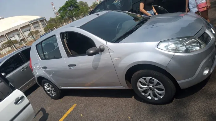 Renault Sandero Authentique Hi-flex 1.0 16V 5P 2009
