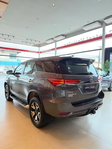Toyota Hilux SW4 SRX Diamo. 4X4 2.8 TB DIE AUT 2020