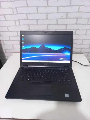Notebook Dell Core i5 Sétima Geração / 4 GB DDR4 / SSD M2 / Hdmi / Garantia 