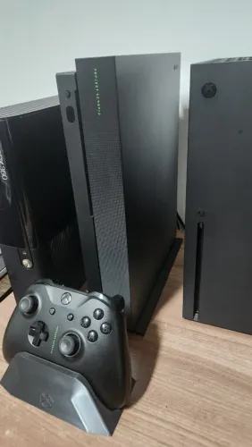 Xbox One X Edição Scorpion (colecionador)