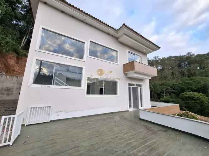 Casa em Condomínio para Locação em Teresópolis, Prata, 3 dormitórios, 3 suítes, 4 banheiro