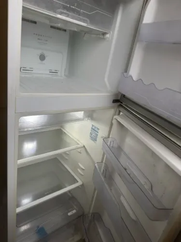 Geladeira Eletrolux 220 VLTs funcionando perfeitamente