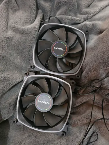 2 Fans Montech RX 140 ARGB