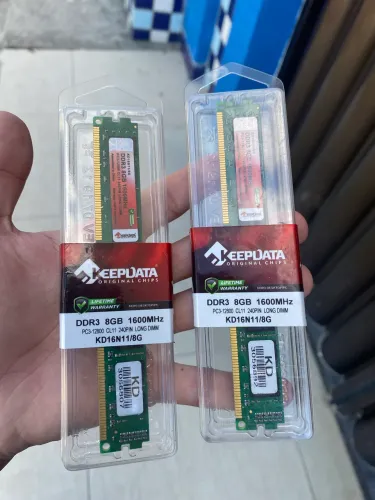 Vendo memoria ram ddr3 ( se quiser comprar separada entrar em contato )