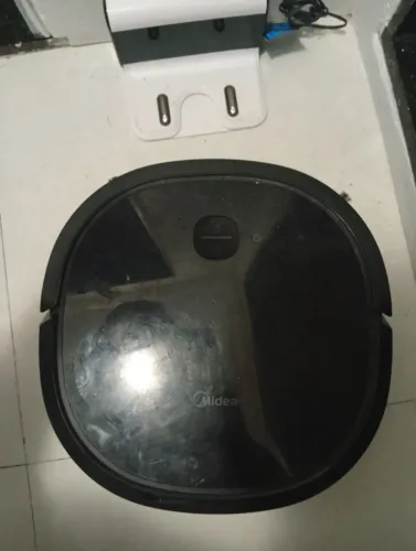 Robô aspirador midea
