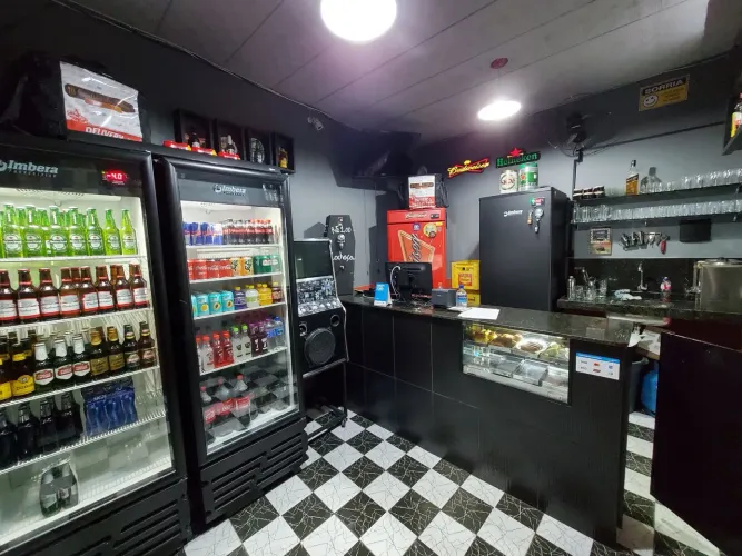 Vendo ou troco loja bem localizada