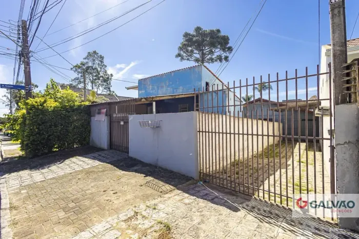 Residência térrea em Santa Felicidade