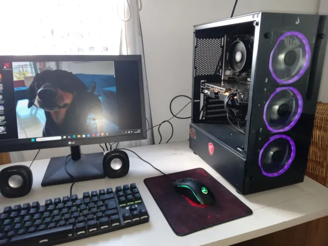Pc gamer ryzen 5 16GB ram rx 580 8GB
