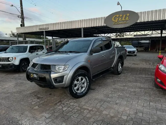 Mitsubishi L200 Triton HPE 3.2 CD TB Int.diesel MEC 2012