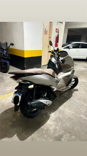 PCX DLX - ÚNICO DONO - PARCELO NO CARTÃO