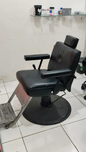 Cadeira pra barbeiro Marri