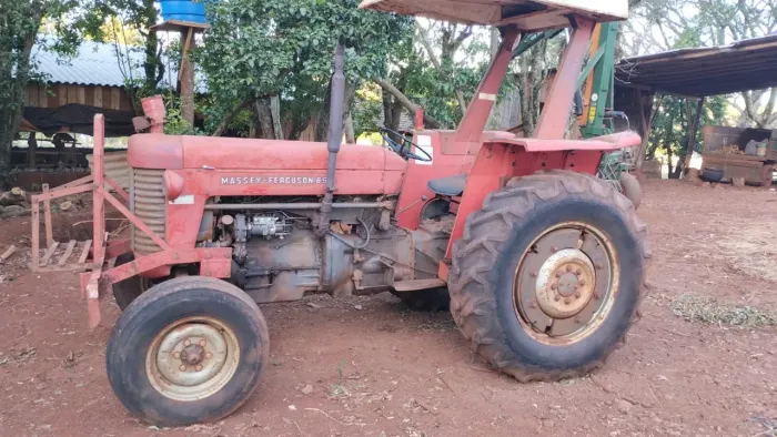 Trator Massey  Ferguson 65x 