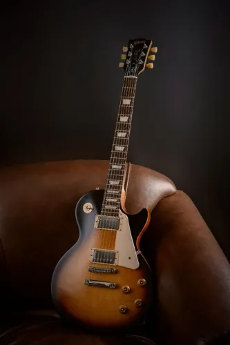 Gibson Les Paul Tribute Cor Satin Tobacco Burst 2020
