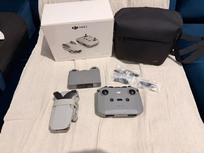 Drone DJI Mini 2 Fly More 4K