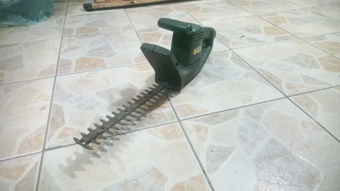 Aparador de cerca viva