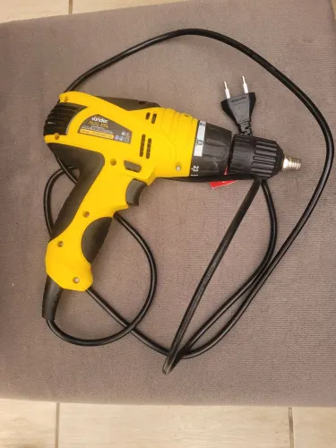 Parafusadeira e Furadeira Vonder FPV-300 280W - Pouquíssimo Uso