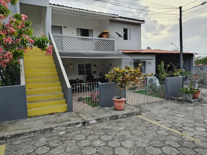 Alugo casa 02 qtos