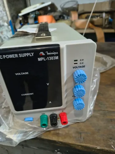 Fonte de mesa manipla 