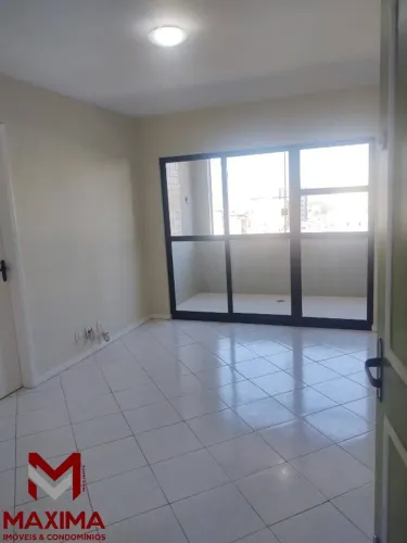 DUQUE DE CAXIAS, EXCELENTE APARTAMENTO NO 5º ANDAR