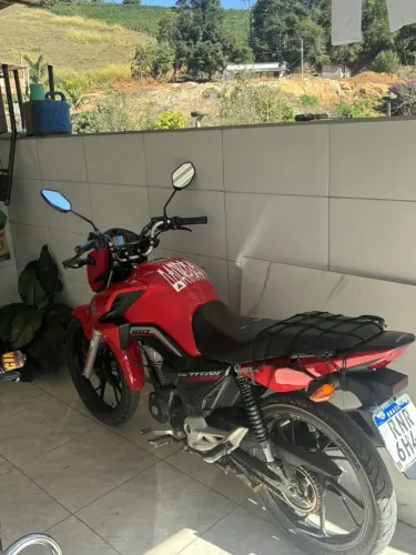Titan 160 