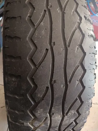 Par de 265/75/16 SUV