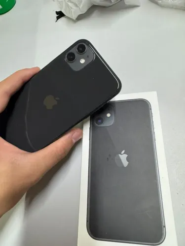 IPHONE 11 128GB COM CAIXA