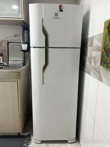 Geladeira Electrolux 700,00