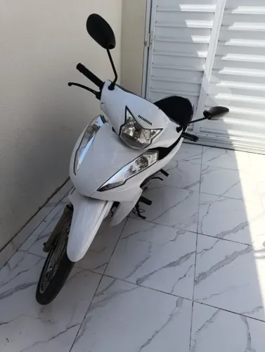 Vendo biz 110 2020 já licenciada 2026