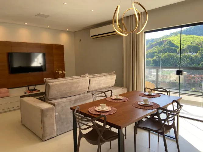 Cobertura Duplex 2 Quartos com Vista, Varanda, Sol o Dia Todo e Ampla Área Externa