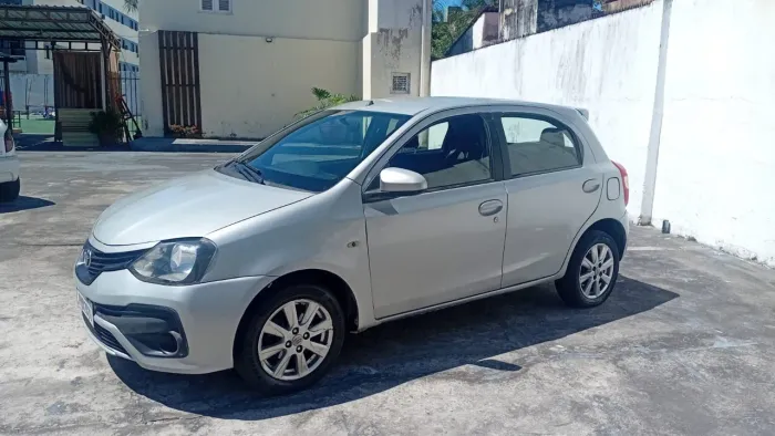 Toyota Etios XS 1.5 Flex 16V 5P Mec. 2015