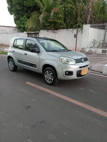Fiat Uno Attractive 1.0 EVO Fire Flex 8V 5P 2015