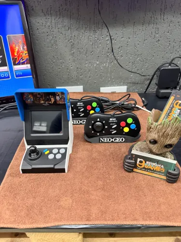 Neo Geo Mini Desbloqueado - 02 Cont Original - Loja Física - Garantia