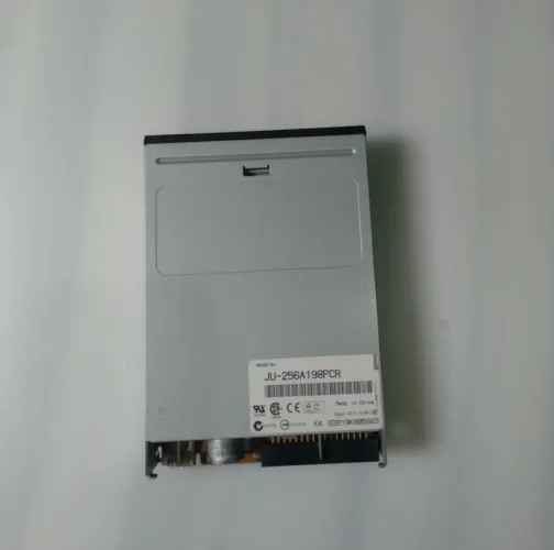 Leitor de Disquete Desktop JU-256A198PCR *Sem Teste*