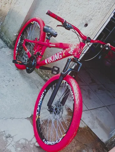 Bike aro 26 toda personalizada, freio hidráulico Absolut, trocador Absolut 