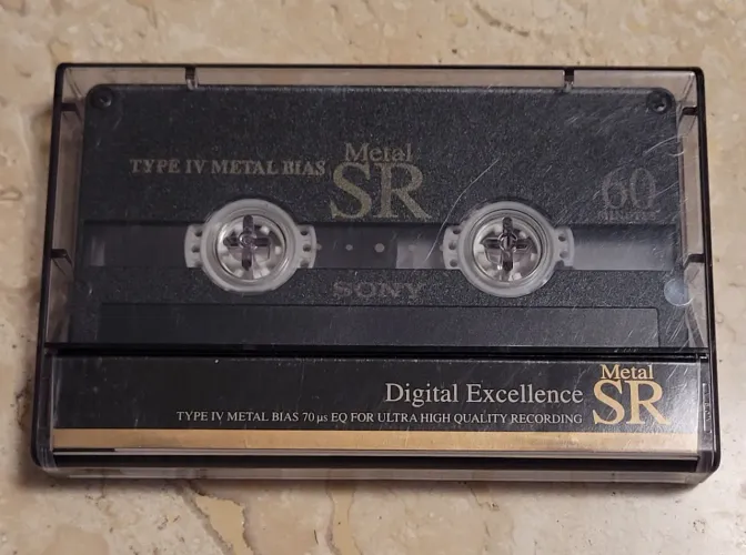 Fita k7 Sony Metal SR 60 seminova