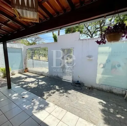 CASA GEMINADA 02 QUARTOS 02 VAGAS CASTELO VENDA
