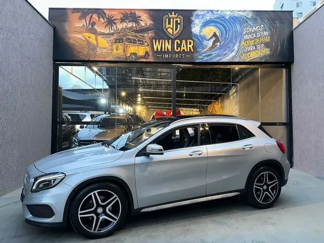 Mercedes-Benz EQA 250 250 AMG Line (elétrico) 2016