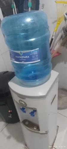 Gela água