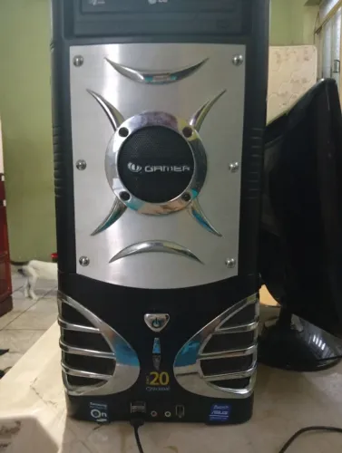 Pc para jogos leves e alguns pesados