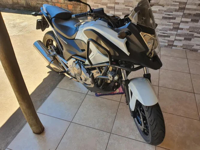 NC 700x 2014 excelente estado