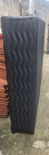 Vendo base cama semi nova