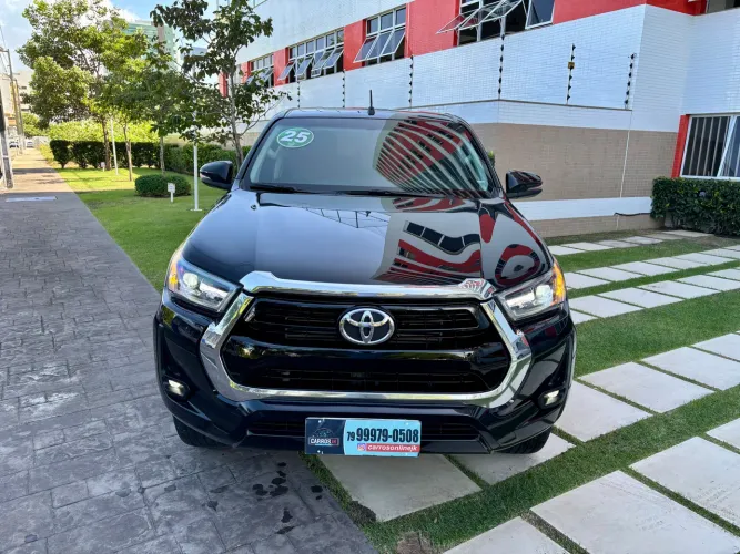 Toyota Hilux CD SR 4X4 2.8 TDI Diesel Aut. 2025