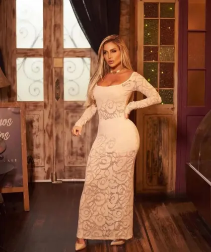 VESTIDO CHIKATUAL NOVO COM ELASTANO